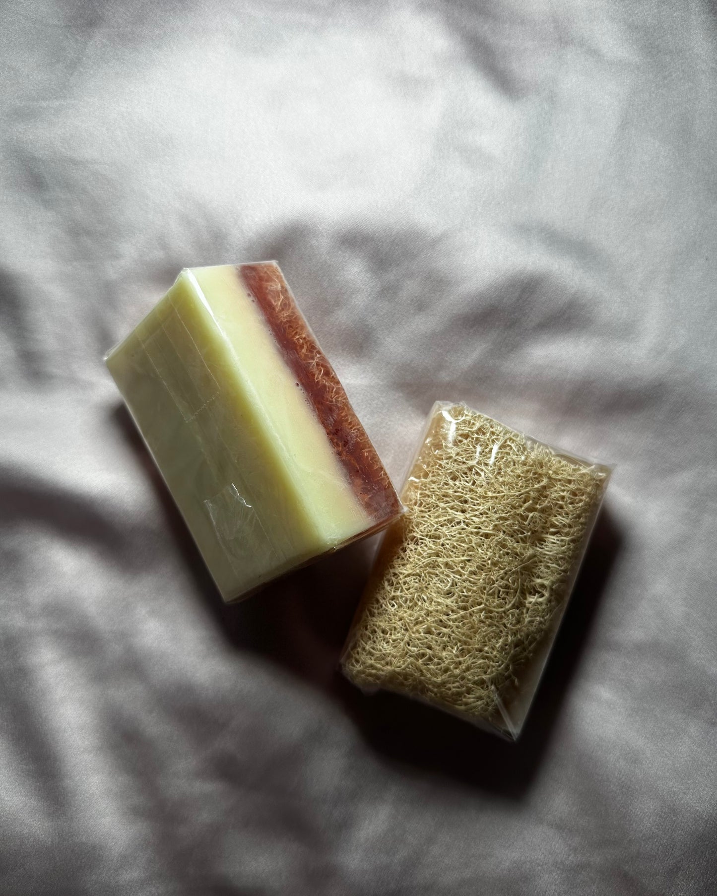 Natürliche Kürbisfaser Seife - Ziegenmilch mit Honig / Natural Pumpkin Fiber - Goatmilk with Honey